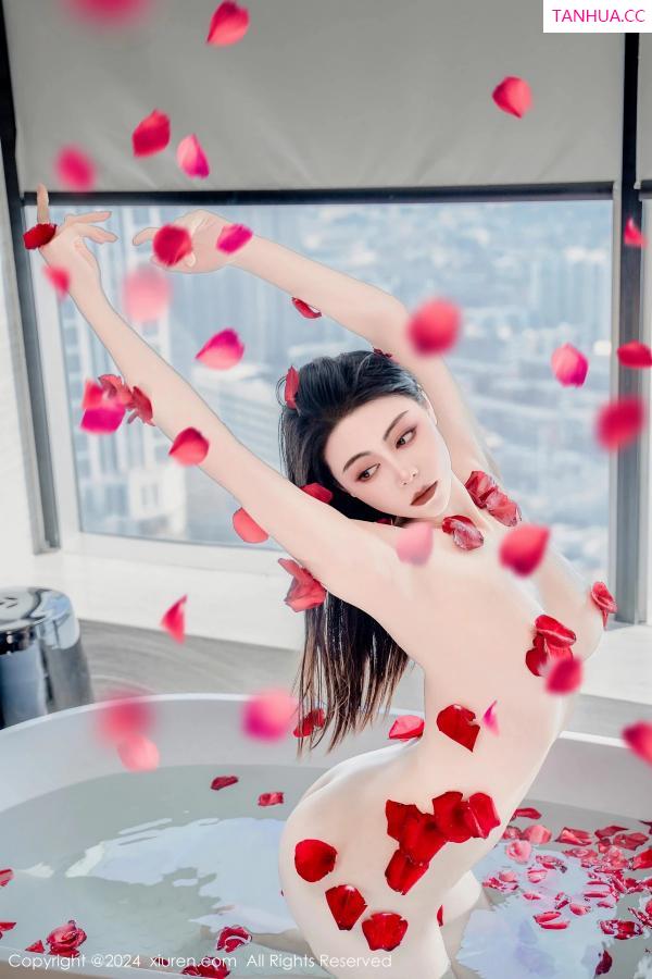   [XiuRen]高清写真图 2024.03.05 No.8175 瑜伽喵 新人美臀第53张图片